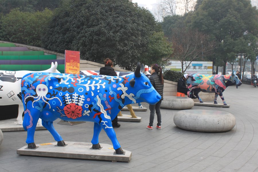 Alibaba delivery van