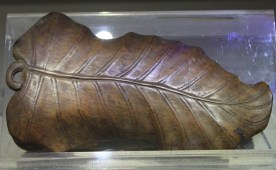 Basjoo leaf Round Carving